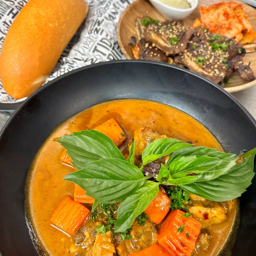 Oxtail Stew With Bread